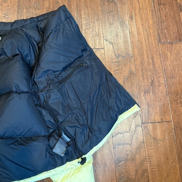 NWT! 1X Nuptse - The North Face Women's Light Yellow & Black Puffer - Picture 5 of 14